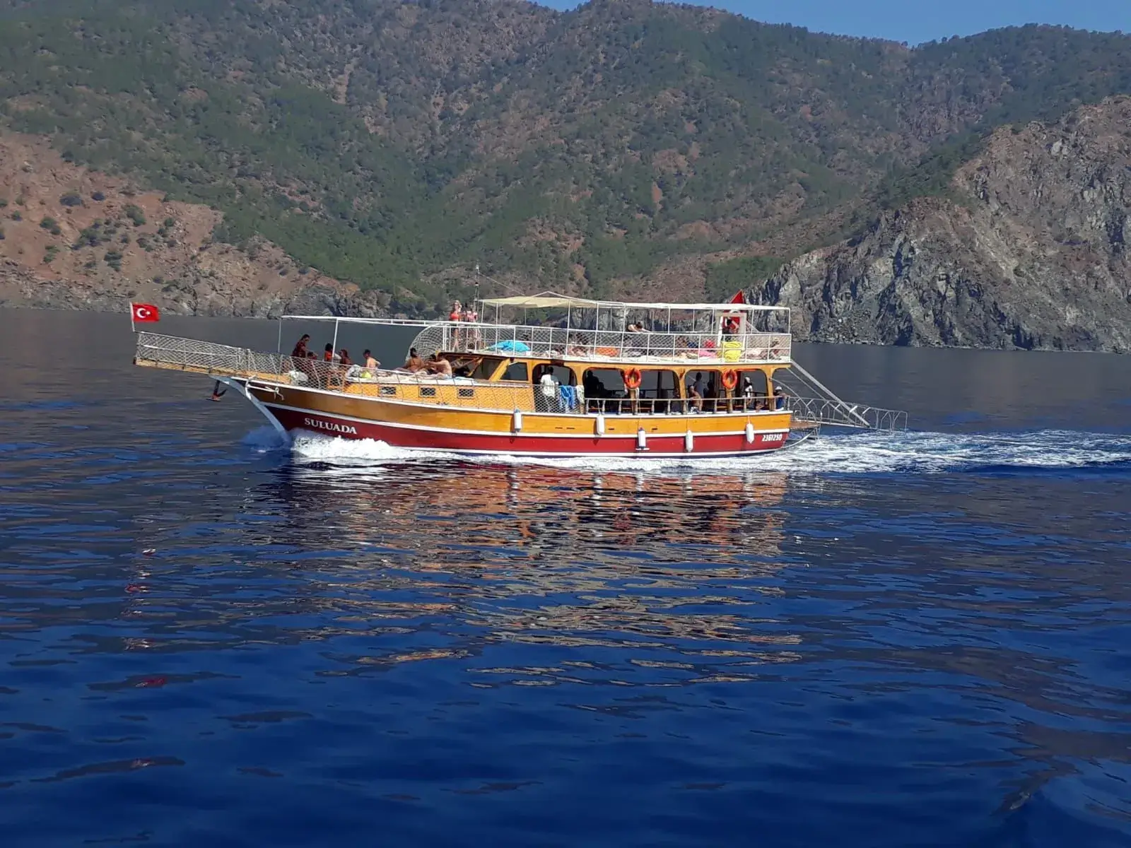 Zuhal Kaptan Tekne Turu resmi